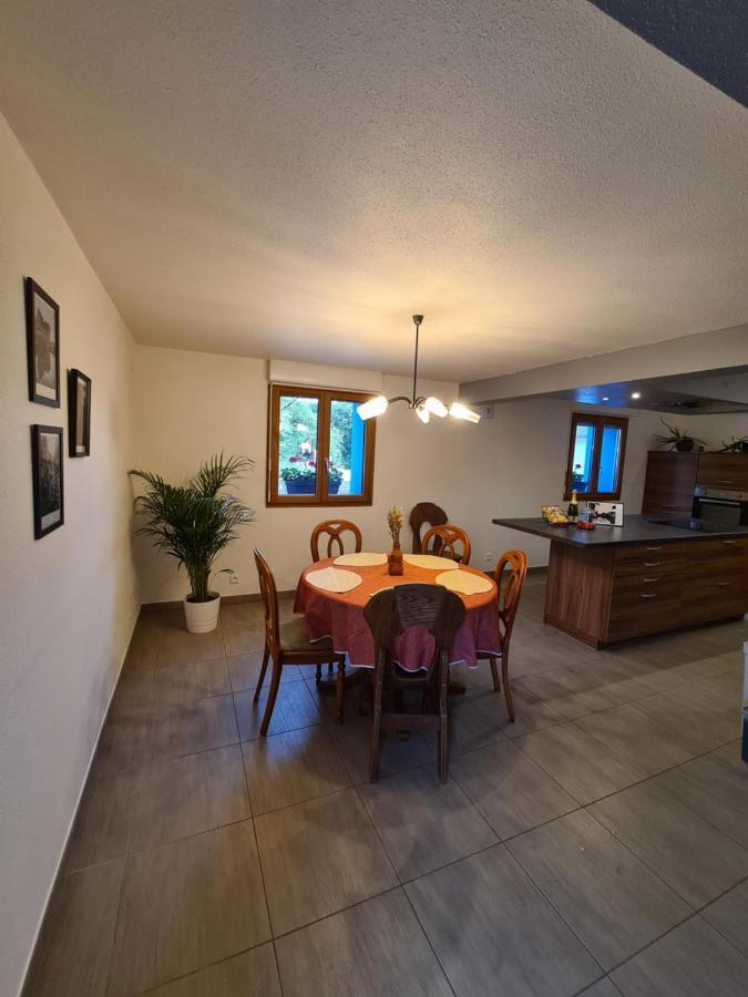Agreable Appartement Avec Spa Proche De La Foret Bréchaumont Eksteriør bilde